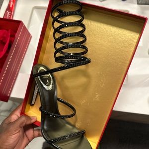 BRAND NEW RENE CAOVILLA